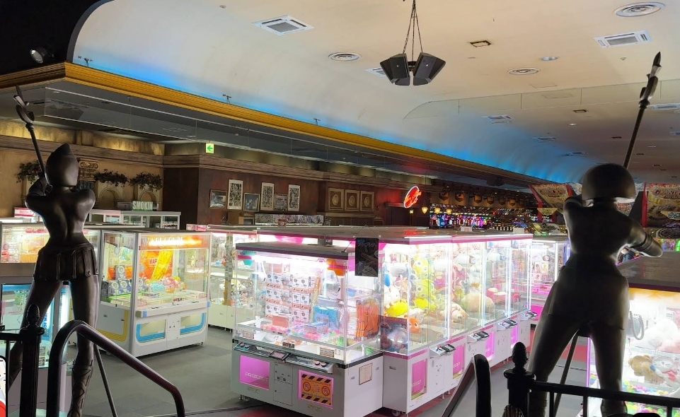 アミューズメントパーク ウェアハウス草加店